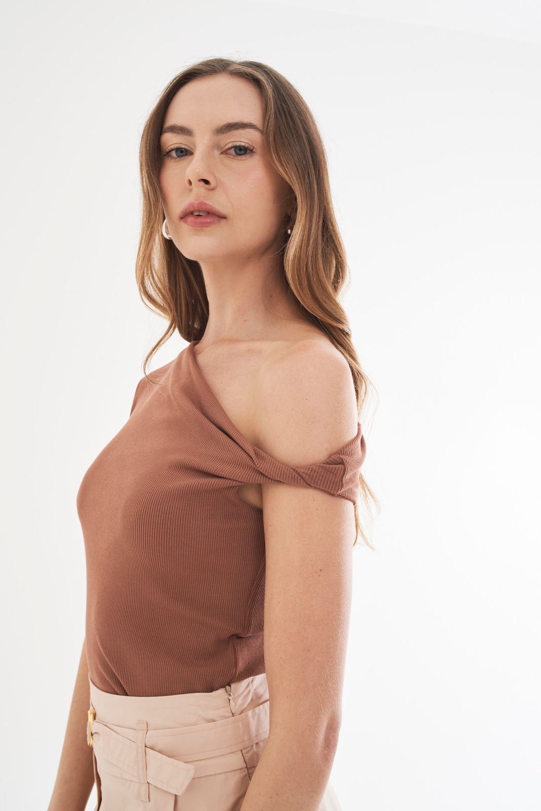 Blusa canelada nó