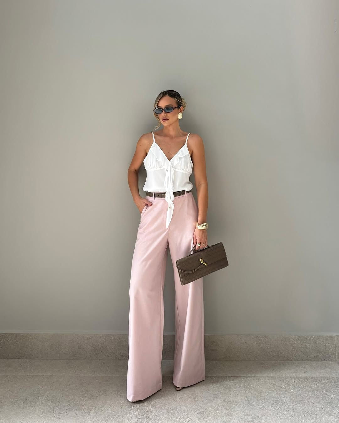 Regata chiffon babado cascata
