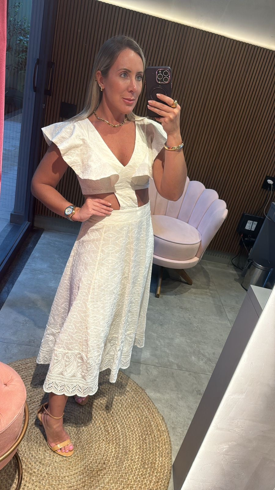 Vestido midi bordado