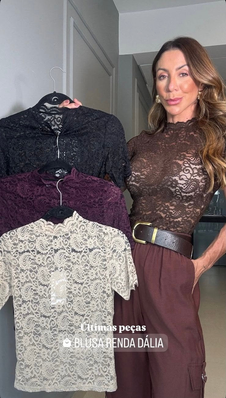 Blusa renda premium