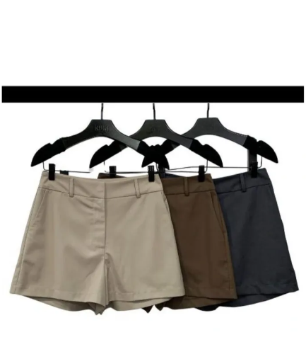 Short alfaiataria em viscose e poliéster