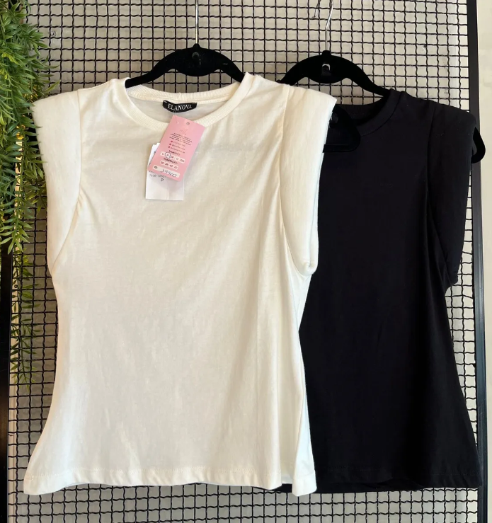 T-shirt muscle detalhe puff