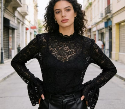 Blusa renda Tatiana