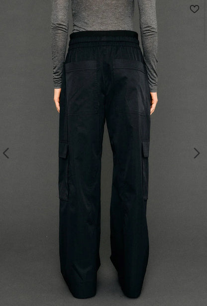 Calça com amarração francis