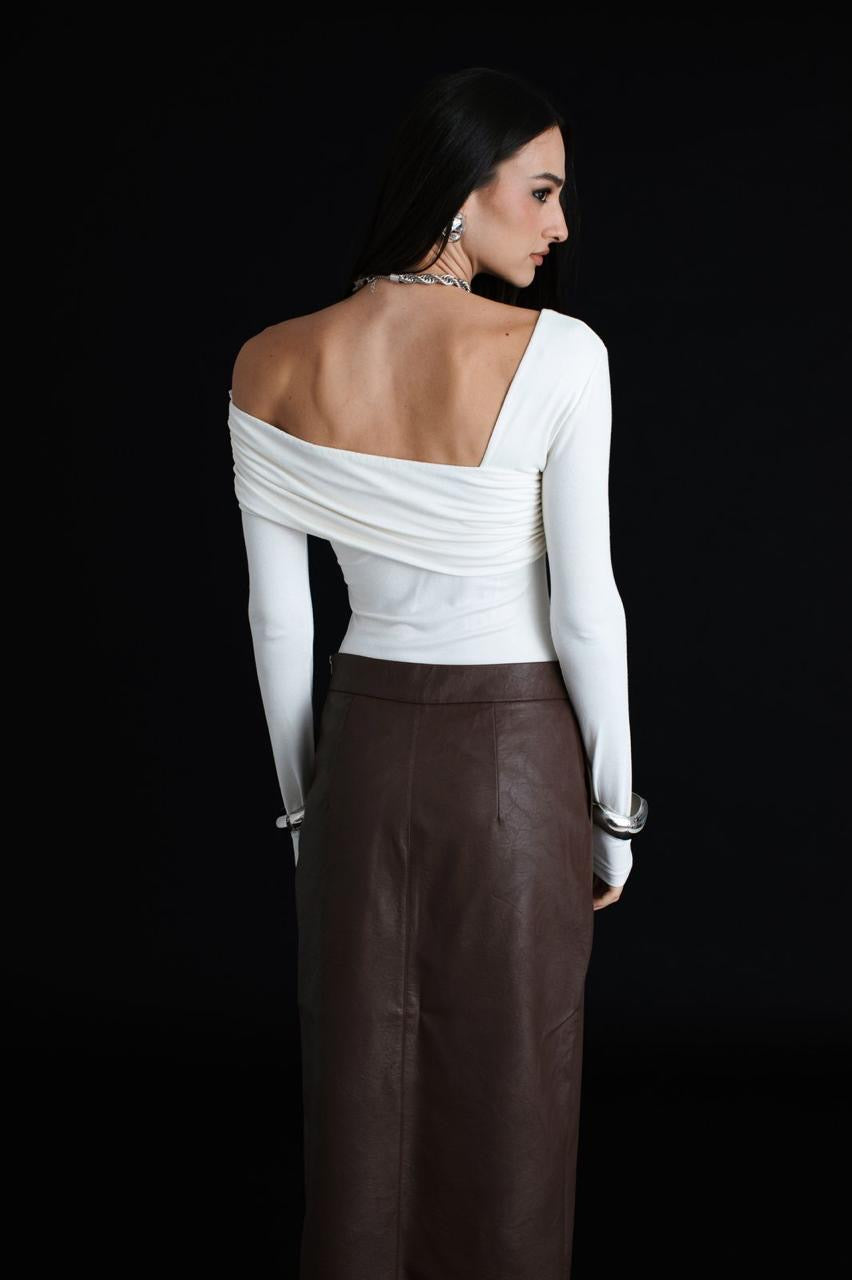 Blusa assimétrica malha