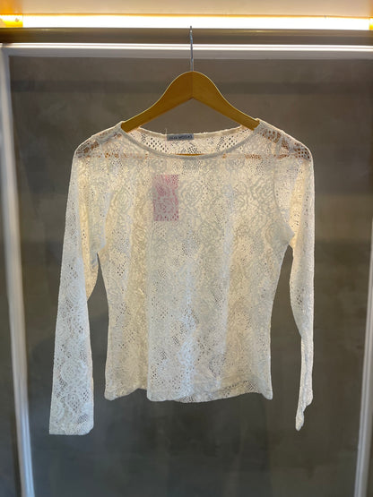 Blusa tule renda gola careca