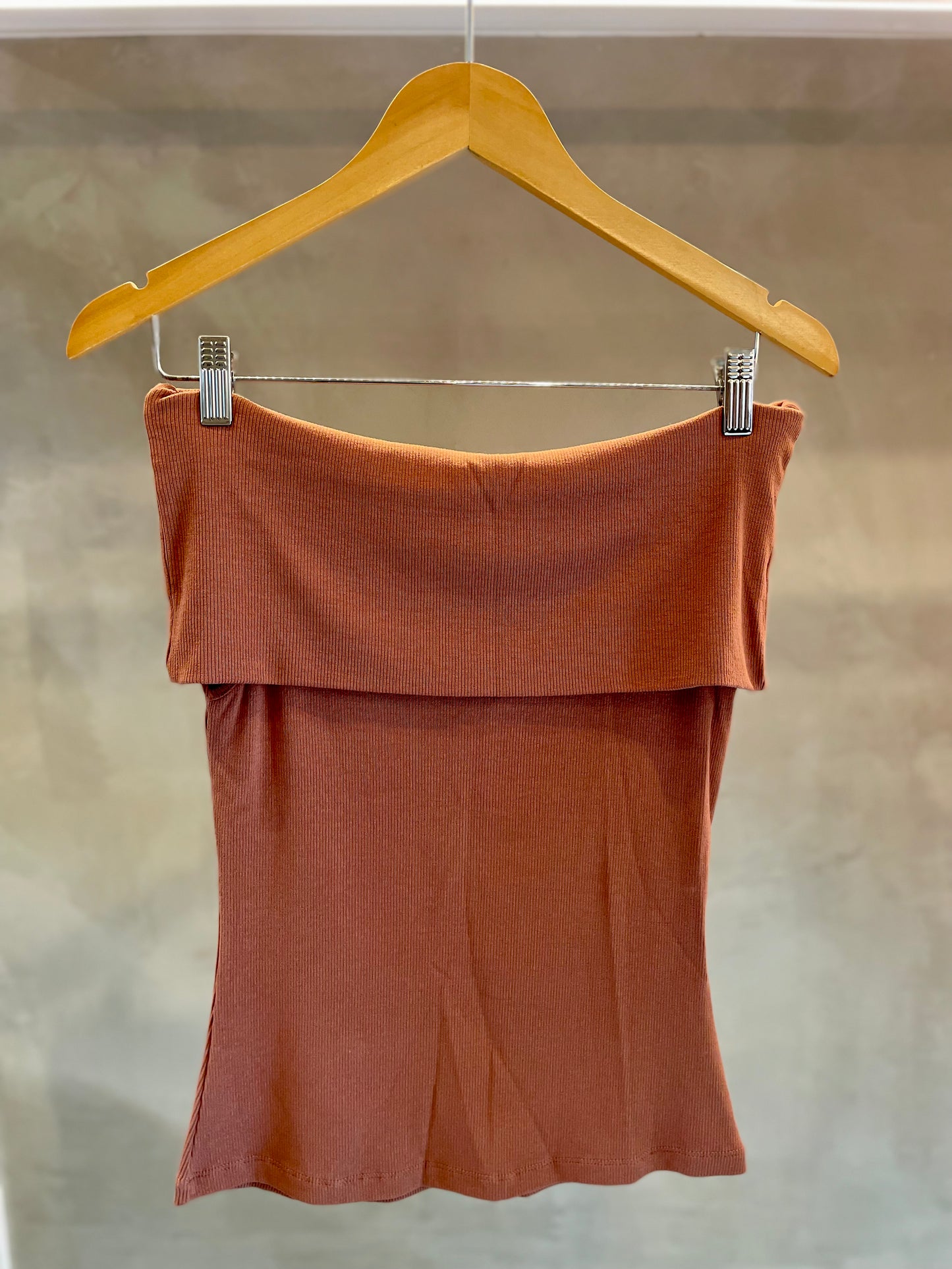 Blusa canelada ombro a ombro