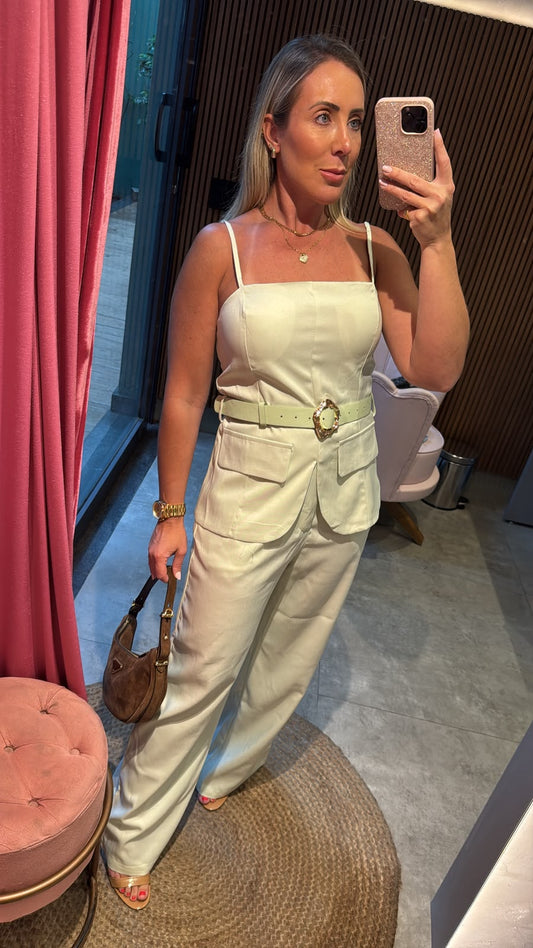 Conjunto alfaiataria com cinto